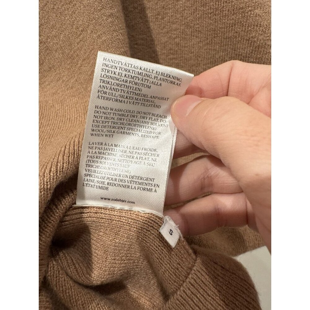 Rodebjer Turtleneck Wool Sweater Camel Brown Size Small - Picture 9 of 9